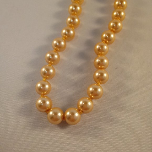 Collier Perles De Mer 8 Mm Argenté - Neuf (avec Pochette Soie Cadeau) - Sans Marque